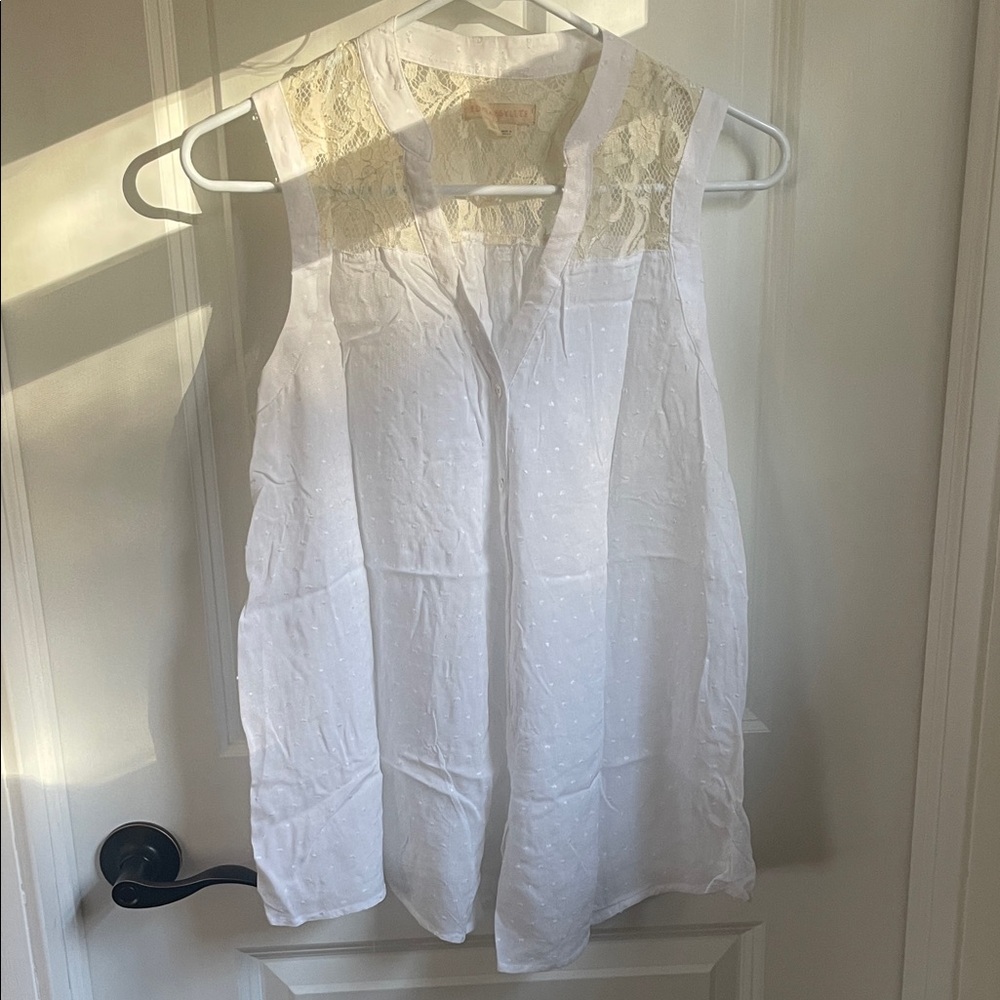 Anthropologie White Lace Trim Button Down Sleeveless Shirt